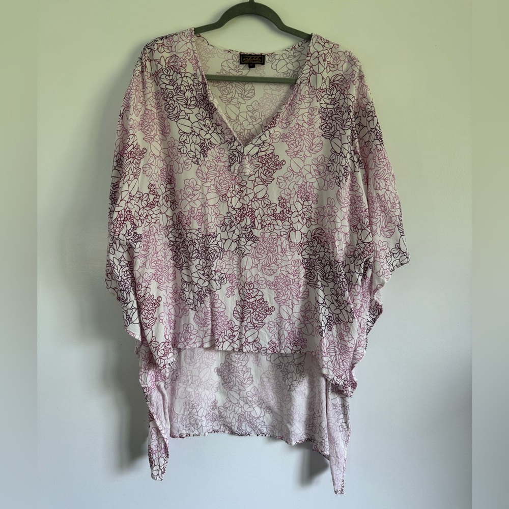 Kahulaleʻa medium white pink liko women’s top